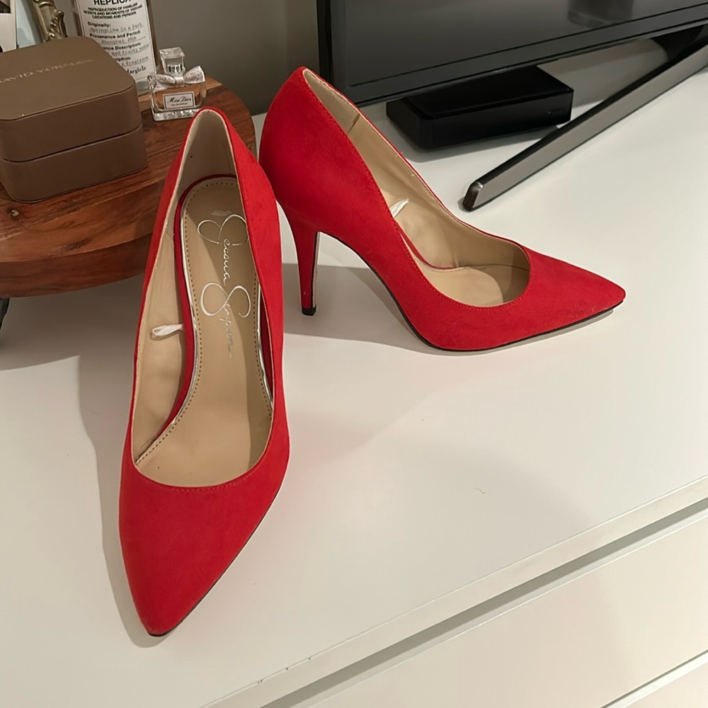 Jessica Simpson high heels